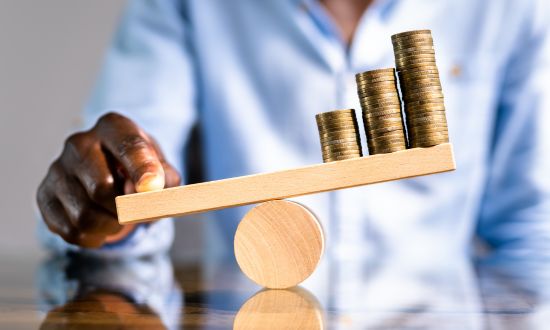 Leverage-Effekt: Definition, Berechnung und Auswirkungen