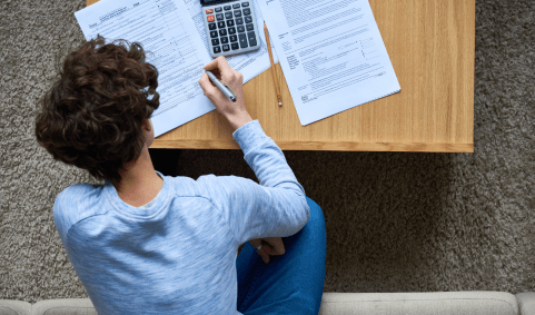 Wie man Investitionen in der Steuererklärung angibt: Ein umfassender Leitfaden